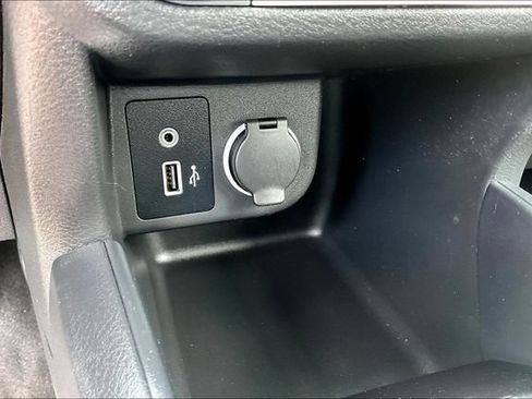 Used 2021 Nissan Kicks S FWD image 15