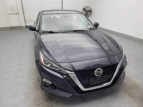 Used 2020 Nissan Altima 2.5 Platinum image 14