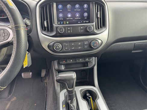 Used 2020 Chevrolet Colorado LT image 8