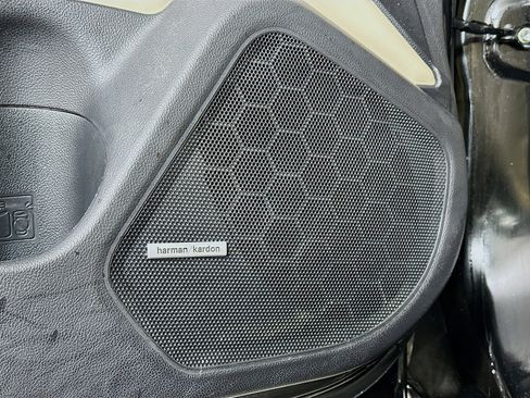 Used 2019 Subaru Legacy 3.6R Limited w/ Popular Package #2A image 19