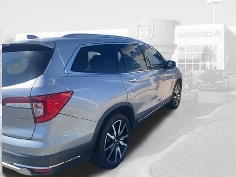 Used 2021 Honda Pilot Touring image 13