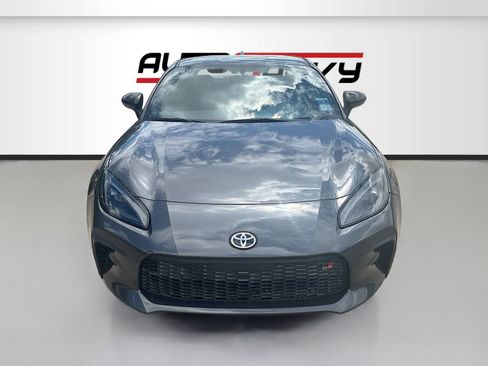 Used 2024 Toyota GR86 Premium RWD image 2