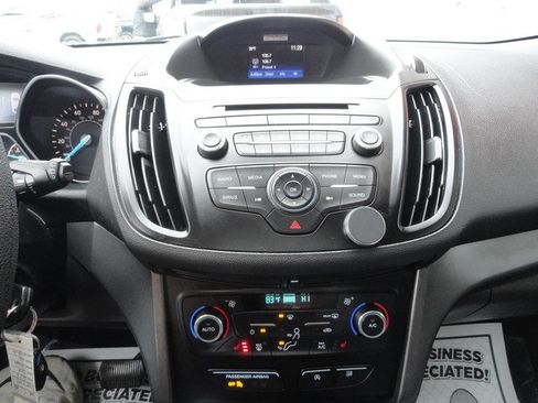 Used 2022 Nissan Frontier SV image 16