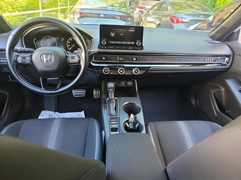 Used 2024 Honda Civic Sport image 11