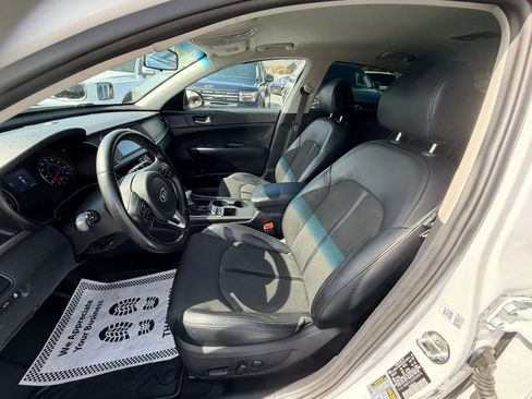 Used 2018 Kia Optima S image 11