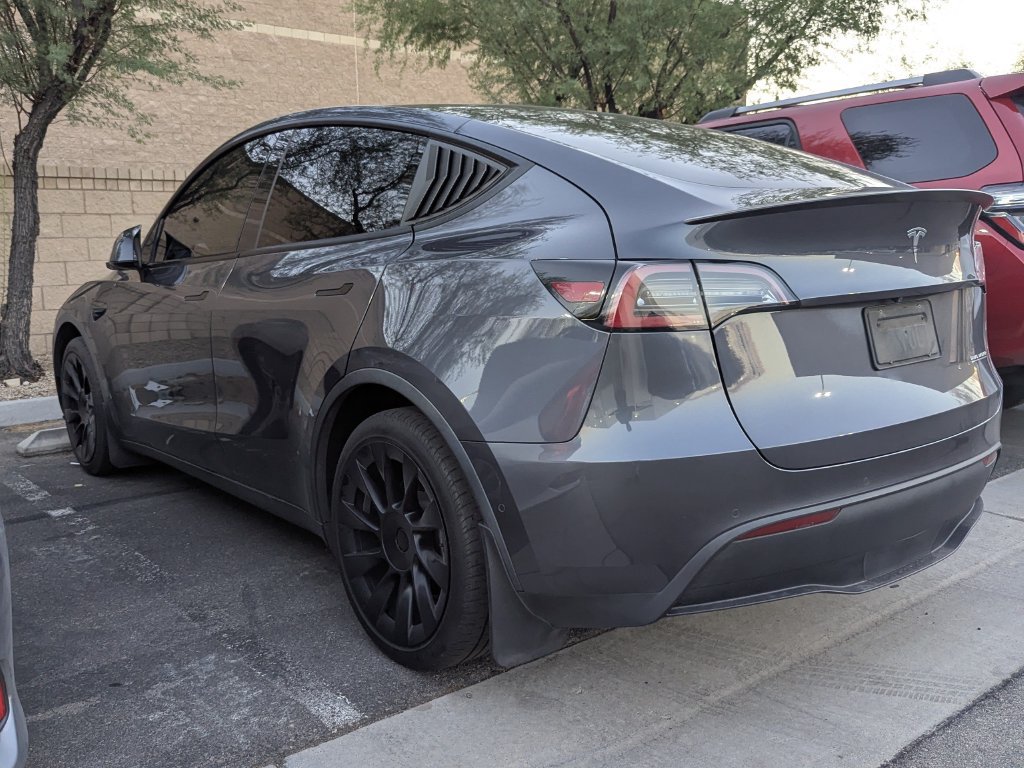 Used 2020 Tesla Model Y Long Range AWD/4WD image 6