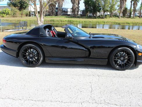 Used 2000 Dodge Viper RT/10 image 56