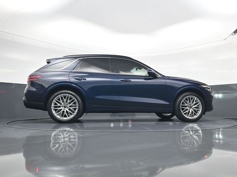 Used 2022 Genesis GV70 3.5T Sport w/ Sport Advanced Package image 24