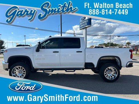 Used 2021 Chevrolet Silverado 2500 W/T w/ WT Convenience Package image 1