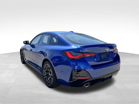 Used 2025 BMW 430i xDrive w/ M Sport Package image 10