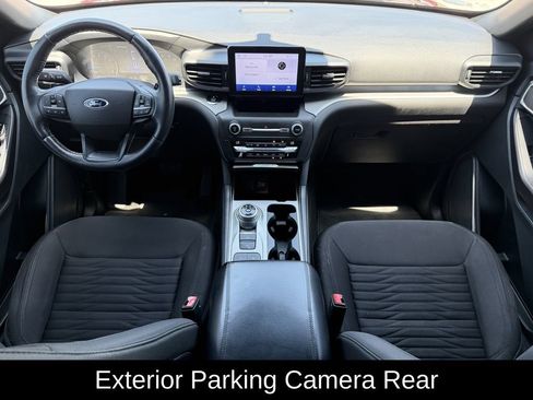 Used 2020 Ford Explorer XLT RWD image 11