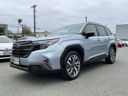 Certified 2025 Subaru Forester Touring AWD/4WD image 5