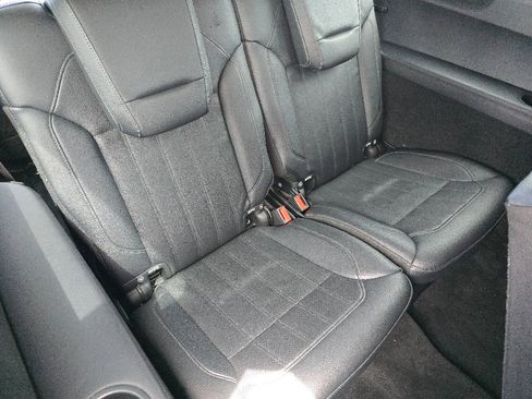Used 2017 Mercedes-Benz GLS 450 4MATIC image 16