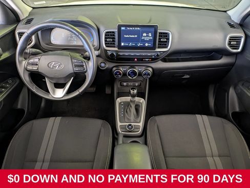 Used 2025 Hyundai Venue SEL FWD image 25