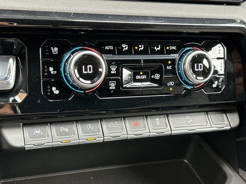 Certified 2025 GMC Sierra 1500 AT4 w/ AT4 Premium Package image 20