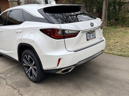 Used 2017 Lexus RX 350 FWD w/ Premium Package image 2