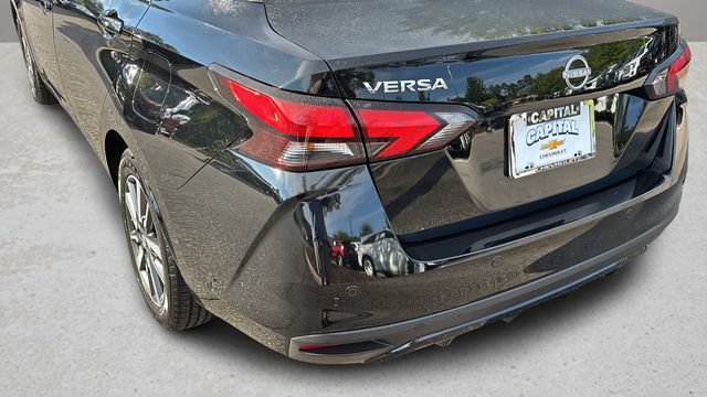 Used 2025 Nissan Versa SV FWD image 37