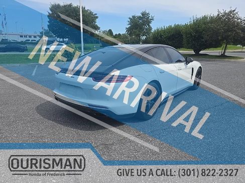 Used 2018 Porsche Panamera 4 AWD/4WD image 8