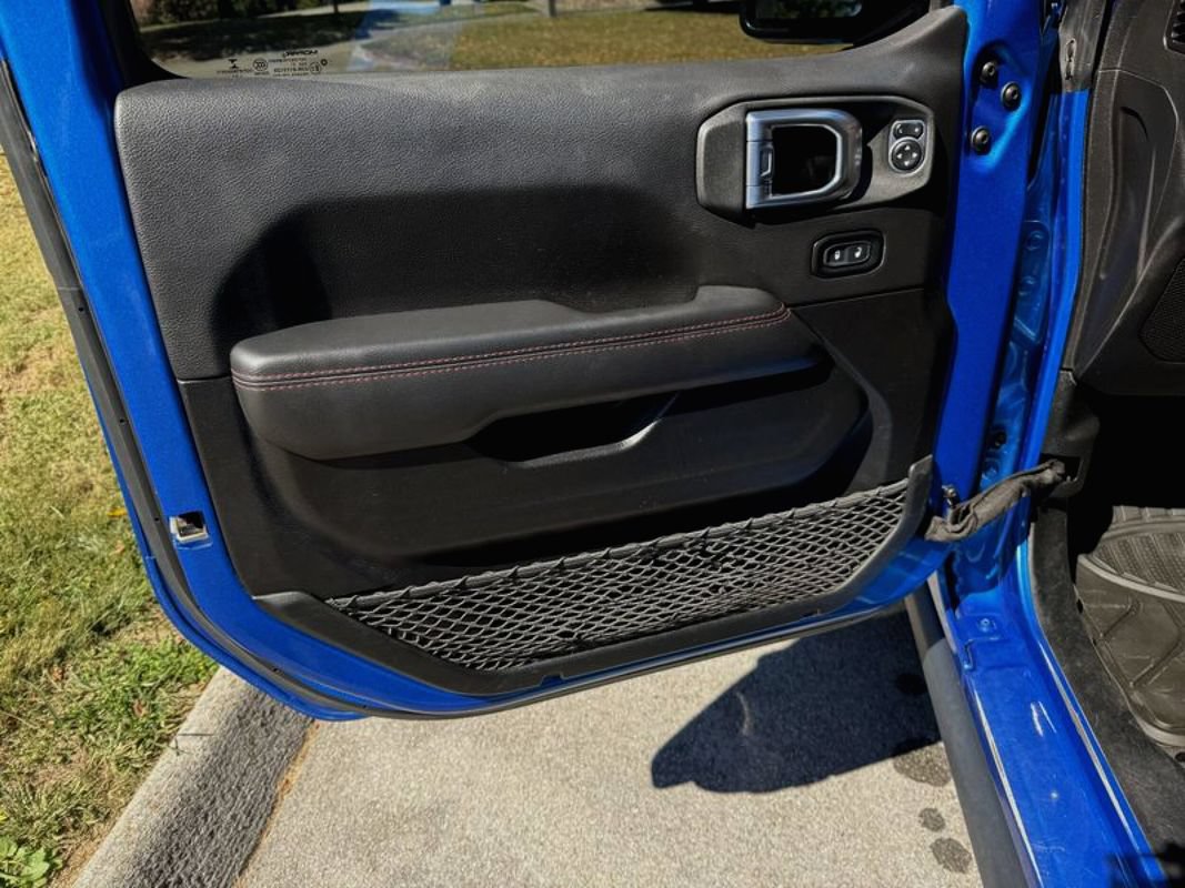 Used 2021 Jeep Wrangler Unlimited Rubicon w/ Safety Group AWD/4WD image 16