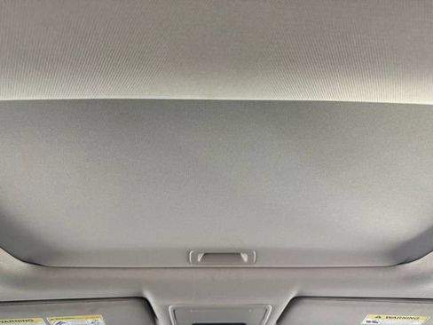 Used 2025 Honda CR-V EX-L image 33