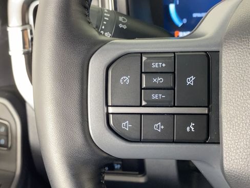 Used 2024 Ford F350 Lariat w/ FX4 Off-Road Package image 14