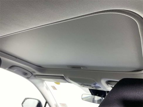 Used 2025 Toyota RAV4 XLE w/ Convenience Package image 13