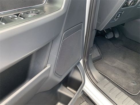 New 2025 Ford F150 XLT w/ Equipment Group 302A MID image 20