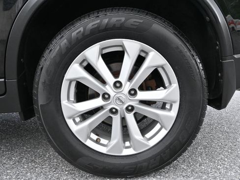 Used 2016 Nissan Rogue SV AWD/4WD image 31