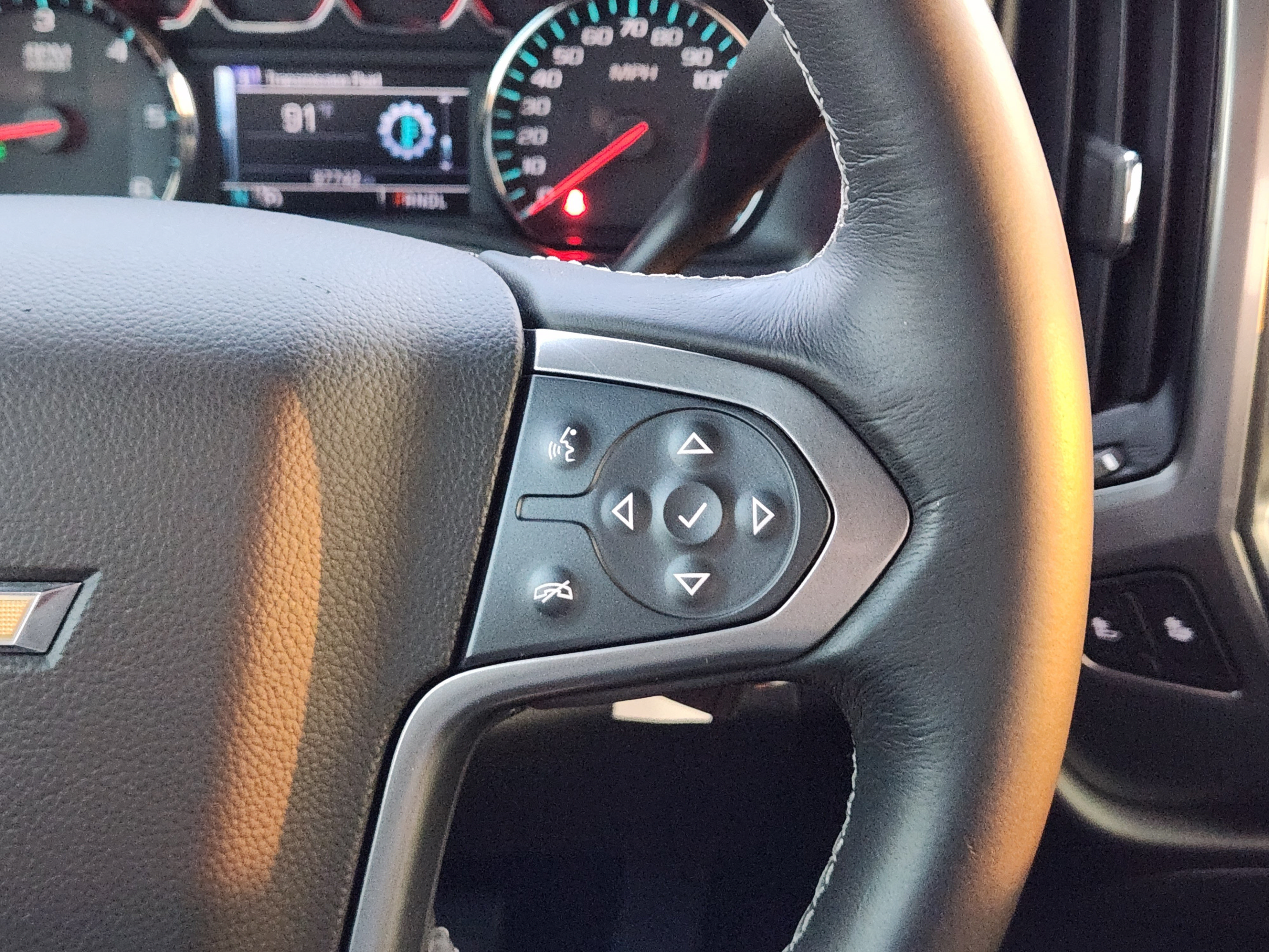 Used 2018 Chevrolet Silverado 1500 LT w/ Texas Edition RWD image 25