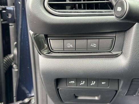 Used 2025 MAZDA CX-30 AWD 2.5 S w/ Premium Package image 18