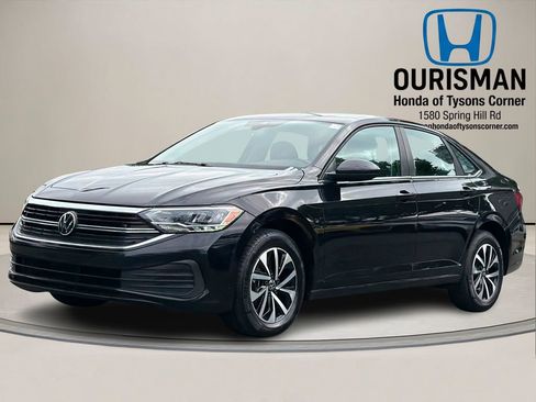 Used 2024 Volkswagen Jetta S FWD image 2