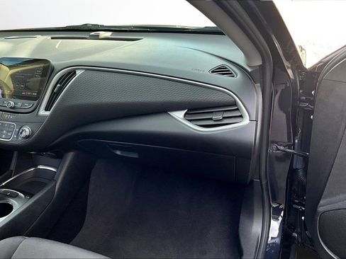 Used 2023 Chevrolet Malibu LT image 25