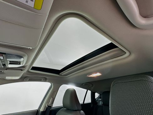 Used 2024 Subaru Crosstrek 2.0i Premium image 26