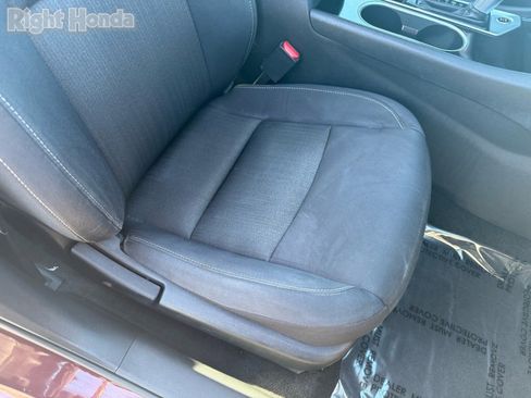 Used 2024 Nissan Altima 2.5 SV image 31