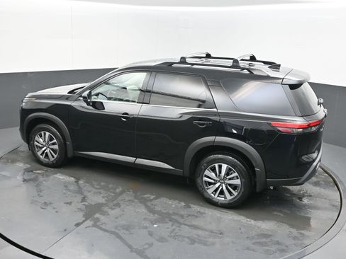 New 2026 Nissan Pathfinder SL image 35