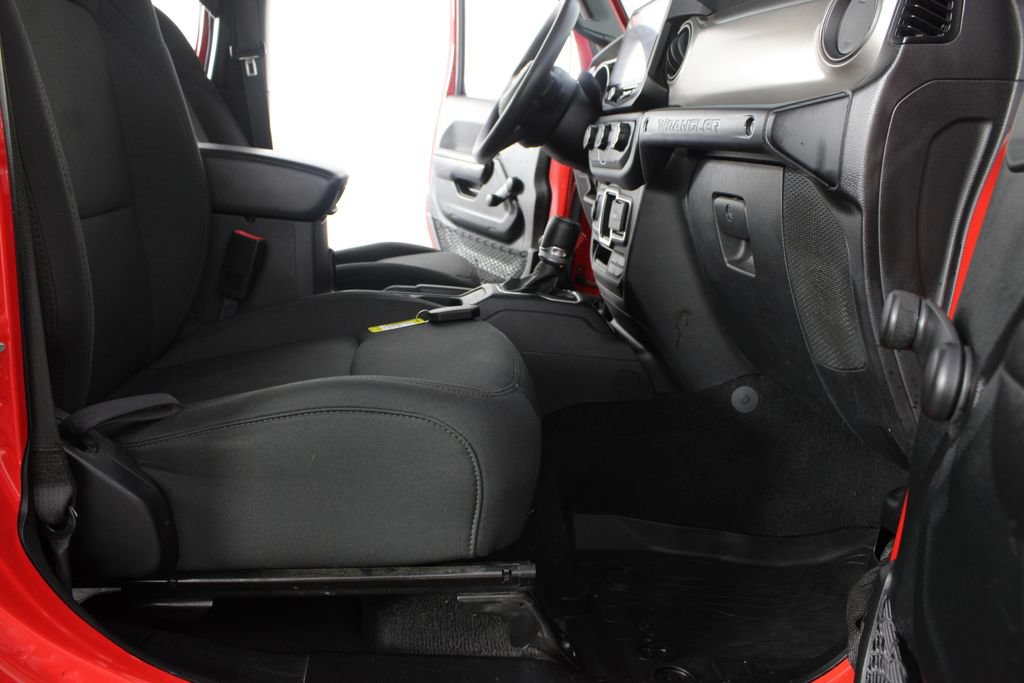 Used 2021 Jeep Wrangler Unlimited Sport AWD/4WD image 18