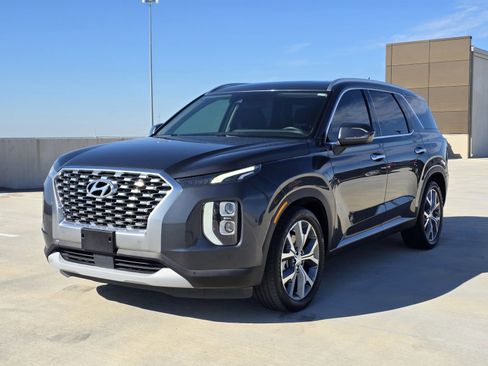 Used 2020 Hyundai Palisade SEL image 2