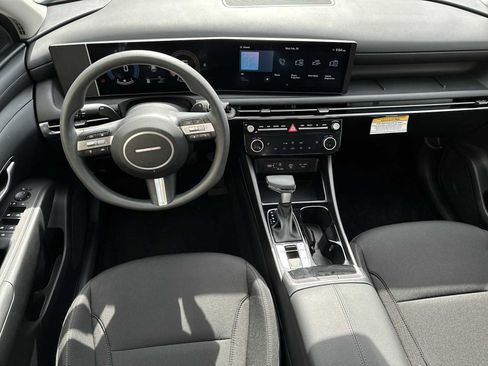 New 2026 Hyundai Tucson SEL image 11