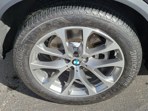 Certified 2026 BMW X5 sDrive40i image 7