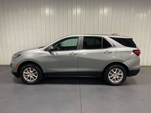 Used 2023 Chevrolet Equinox LT w/ Driver Convenience Package image 22
