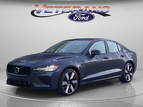 Used 2024 Volvo S60 T8 Ultimate AWD/4WD image 1