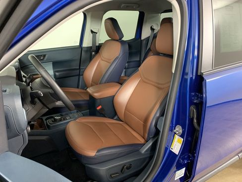 Used 2023 Ford Maverick Lariat w/ Lariat Luxury Package image 27