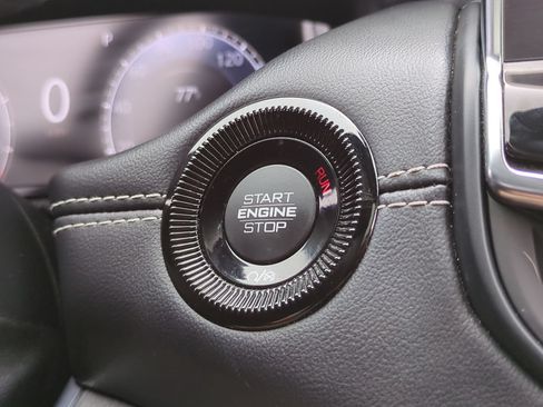 Used 2022 Jeep Compass High Altitude AWD/4WD image 29
