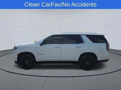 Used 2024 Chevrolet Tahoe Premier AWD/4WD image 2