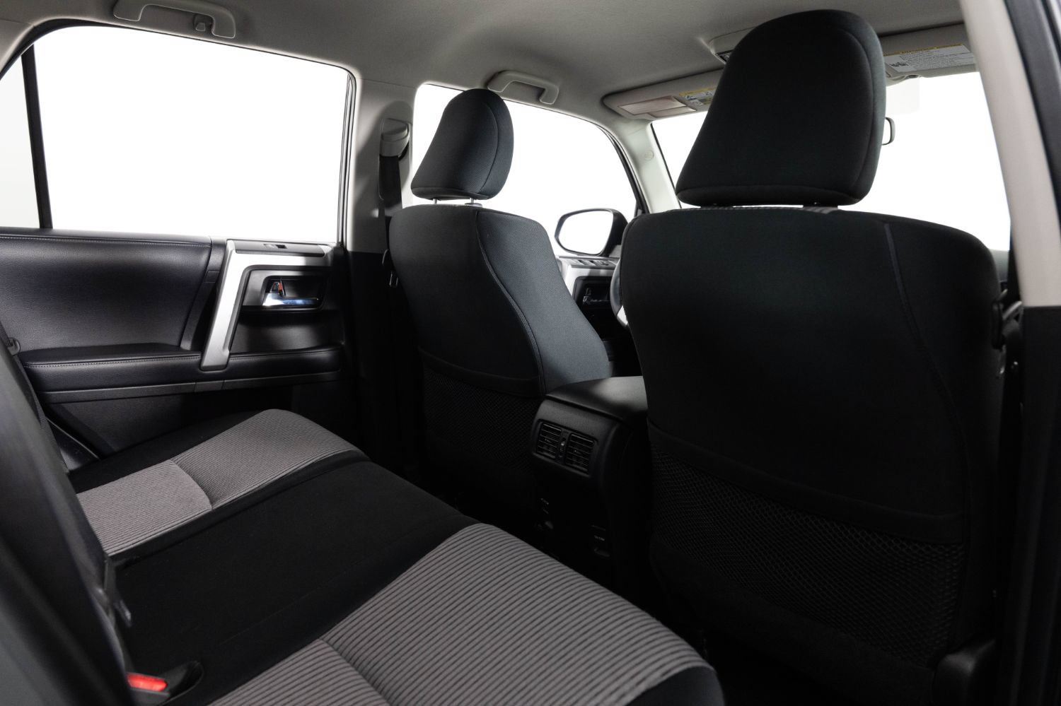 Used 2019 Toyota 4Runner SR5 AWD/4WD image 21