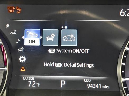 Used 2023 Toyota Highlander XLE AWD/4WD image 42