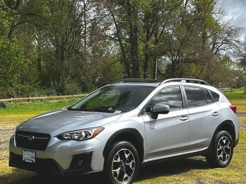 Used 2019 Subaru Crosstrek 2.0i Premium image 5