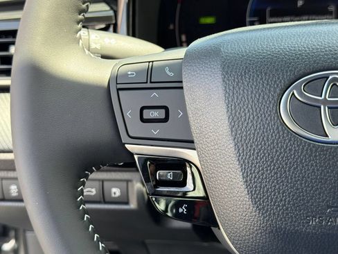 New 2026 Toyota Camry SE FWD image 24