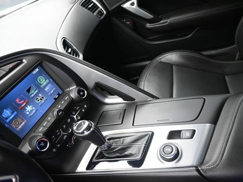 Used 2019 Chevrolet Corvette Stingray Coupe image 20