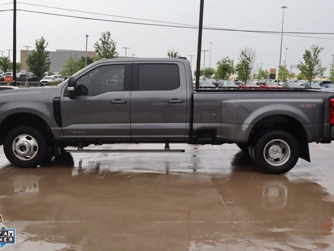 Used 2025 Ford F350 Platinum AWD/4WD image 7